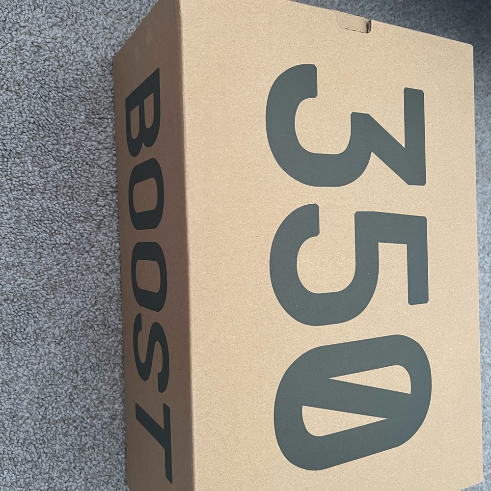 Adidas Yeezy Boost 350 V2 2023 - Picture 6 of 6